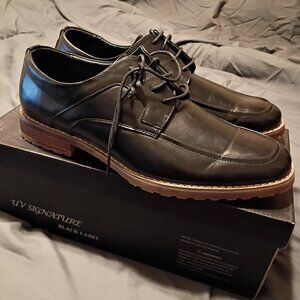 UV Signature Mens Dress Shoes Size 10 New Non Negotiable